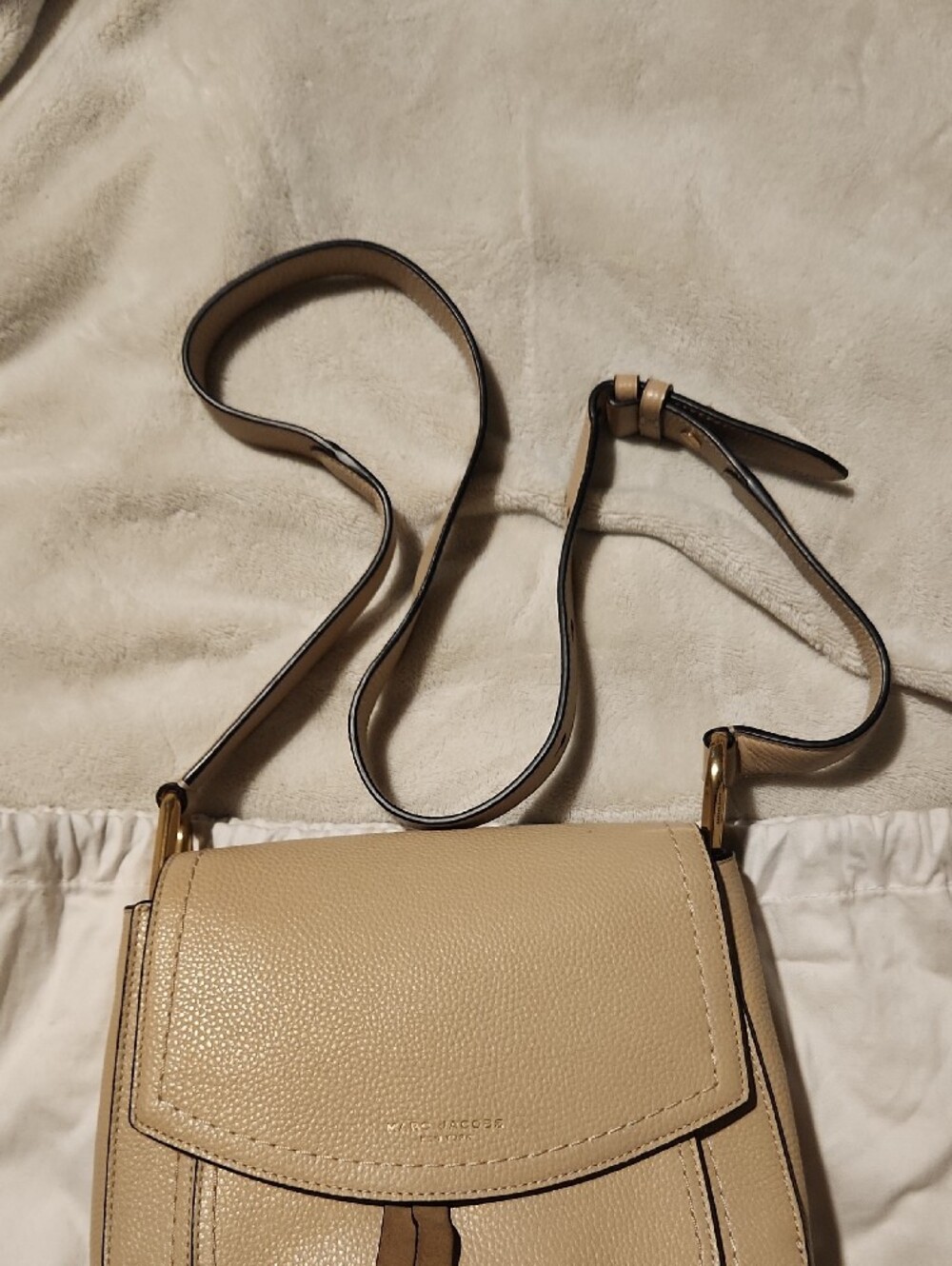 Marc Jacobs Neutral Beige Pebbled Leather Saddle Bag - Picture 2 of 10